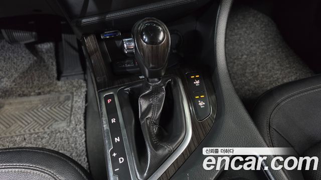 Kia K5 2012 — photo 9