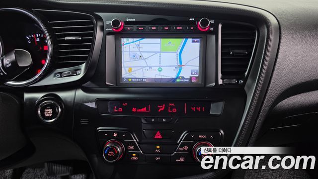 Kia K5 2012 — photo 13