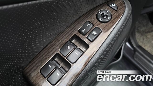 Kia K5 2012 — photo 20