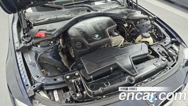 BMW 3-Series 2013 — photo 6