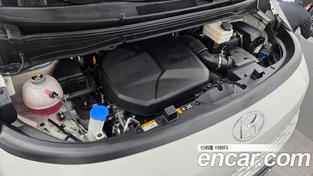 Hyundai Staria 2022 — photo 6