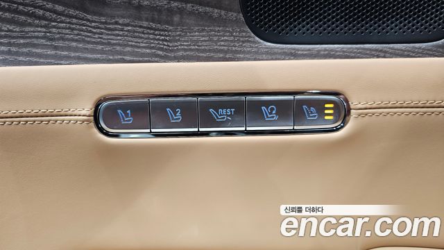 Genesis G90 2025 — photo 21