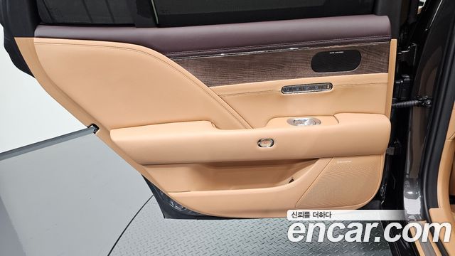 Genesis G90 2025 — photo 15