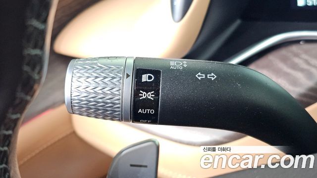 Genesis G90 2025 — photo 32