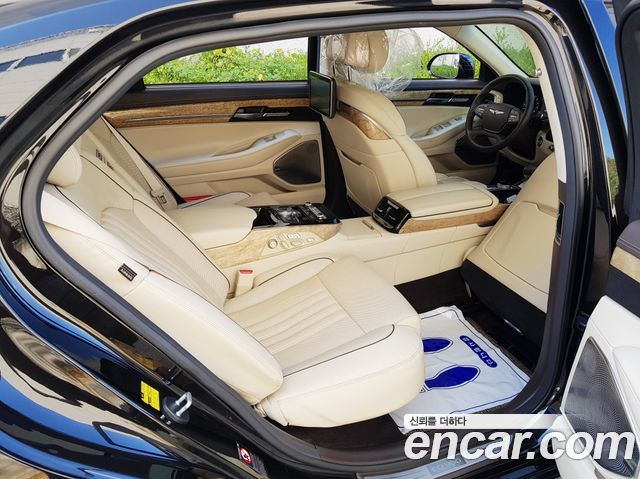 Genesis EQ900 2018 — photo 1