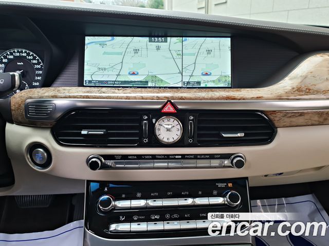 Genesis EQ900 2018 — photo 12