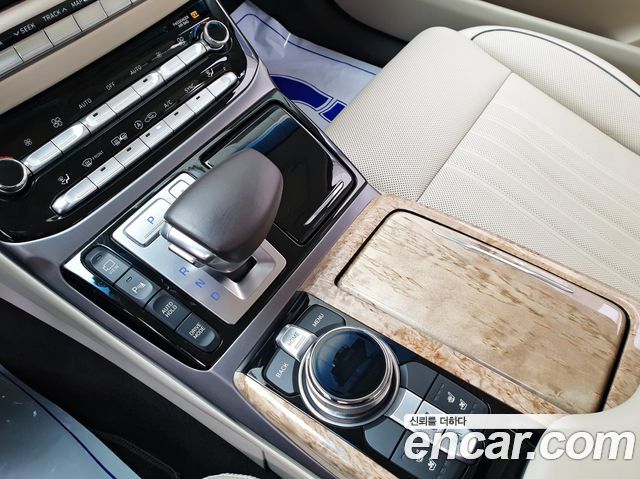 Genesis EQ900 2018 — photo 14