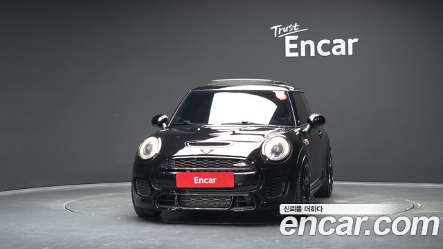 Mini Cooper 2017 — photo 3