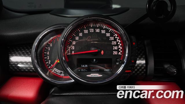 Mini Cooper 2017 — photo 8