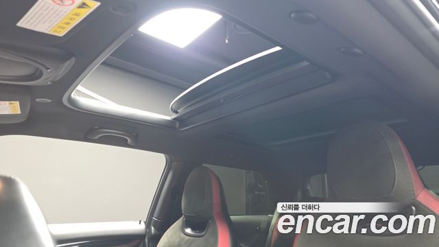 Mini Cooper 2017 — photo 17