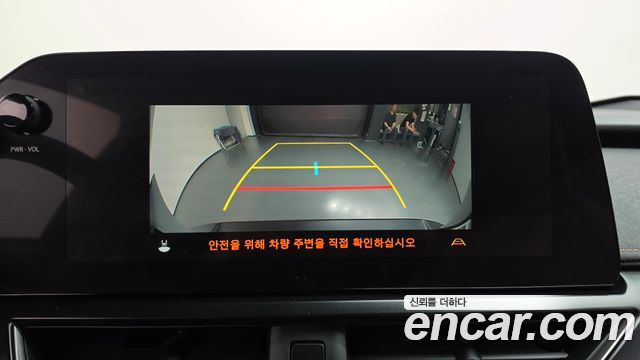 Lexus UX 2024 — photo 20