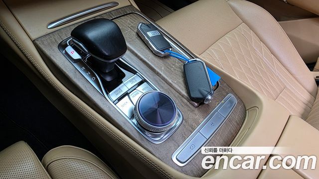 Kia K9 2022 — photo 9