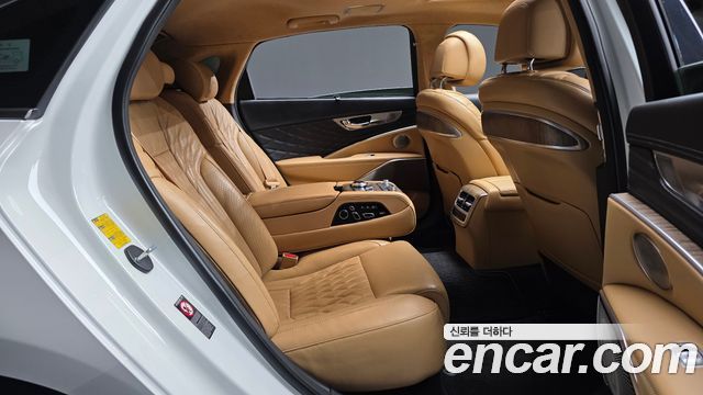 Kia K9 2022 — photo 11