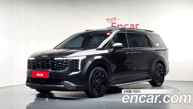 Kia Canival 2025 — photo 1