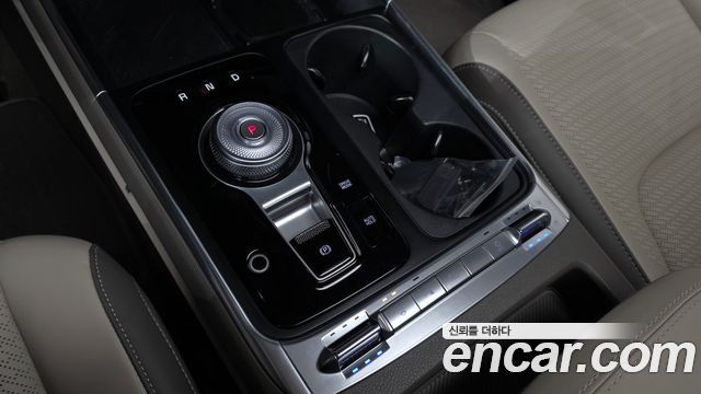 Kia Canival 2025 — photo 12