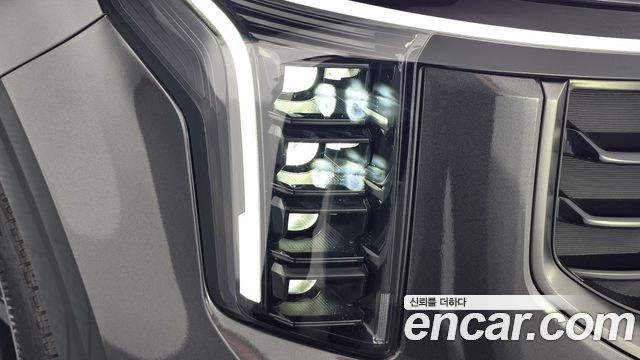 Kia Canival 2025 — photo 8