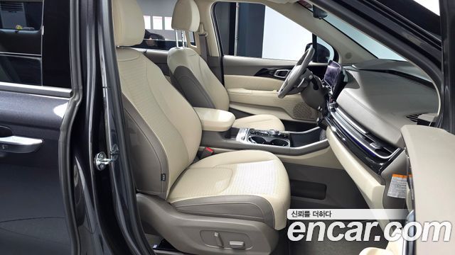 Kia Canival 2025 — photo 16