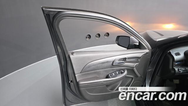 Chevrolet Korea Malibu 2015 — photo 14