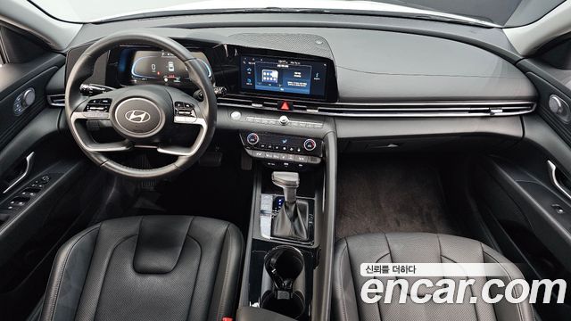 Hyundai AVANTE 2025 — photo 10