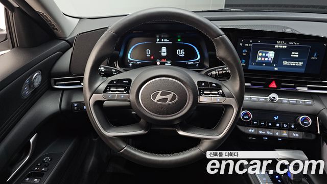 Hyundai AVANTE 2025 — photo 19