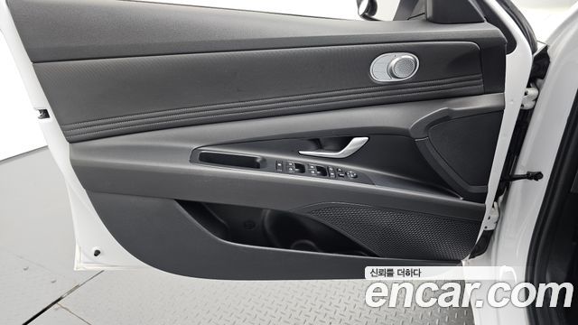 Hyundai AVANTE 2025 — photo 14