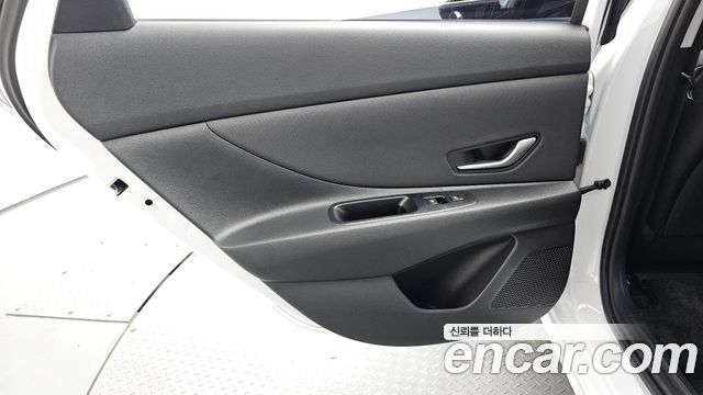 Hyundai AVANTE 2025 — photo 15