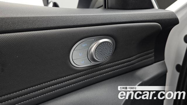Hyundai AVANTE 2025 — photo 30