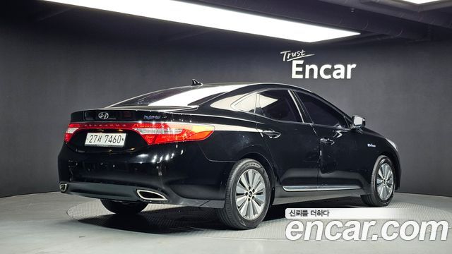 Hyundai Grandeur 2015 — photo 2