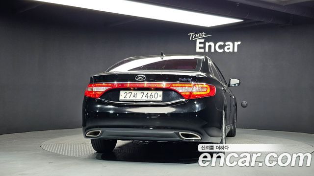 Hyundai Grandeur 2015 — photo 4