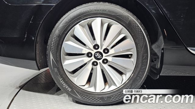 Hyundai Grandeur 2015 — photo 5