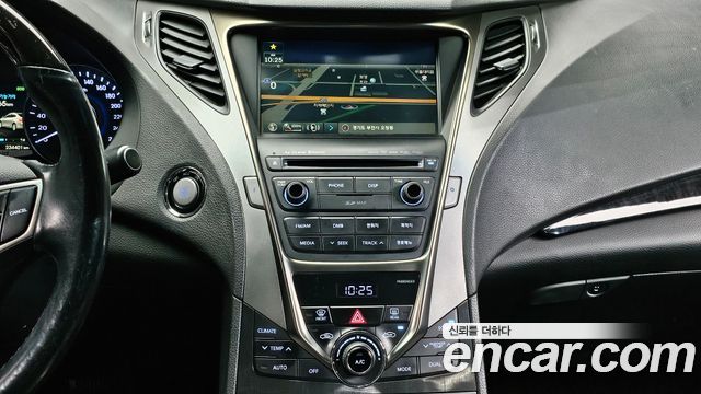 Hyundai Grandeur 2015 — photo 14