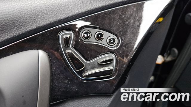 Hyundai Grandeur 2015 — photo 16