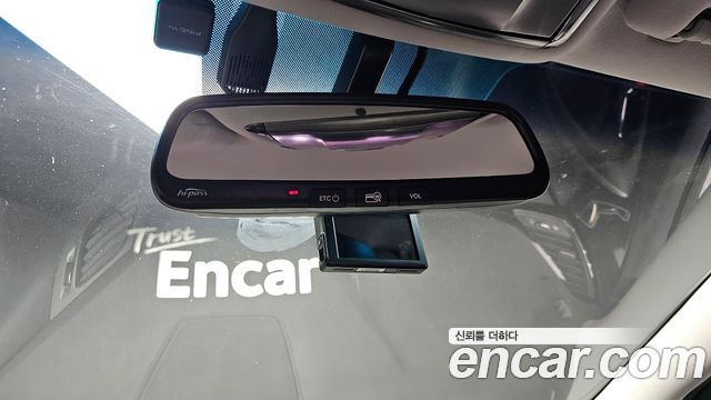 Hyundai Grandeur 2015 — photo 17