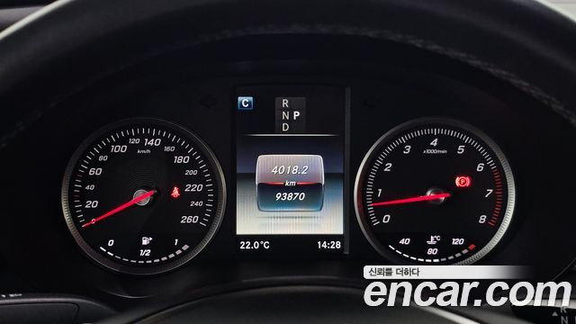 Mercedes-Benz GLC-Class 2019 — photo 8