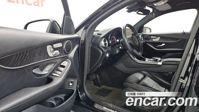 Mercedes-Benz GLC-Class 2019 — photo 10