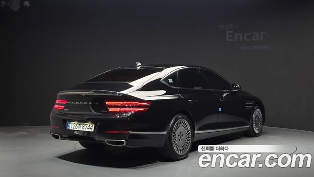 Genesis G80 2022 — photo 2
