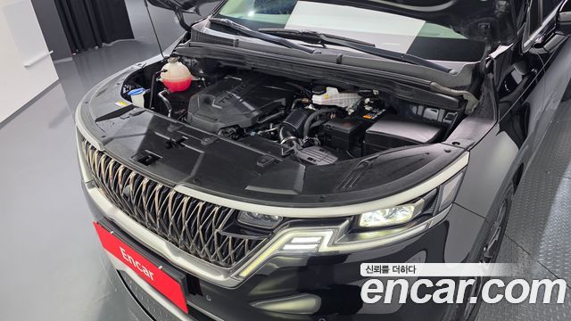 Kia Canival 2023 — photo 6