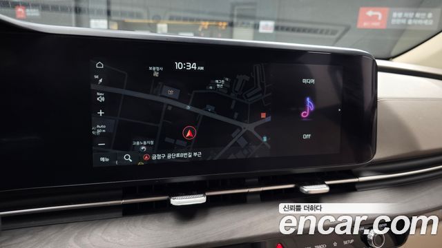 Kia Canival 2023 — photo 20