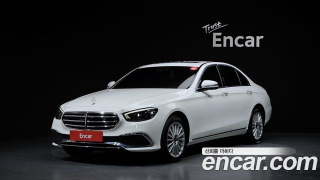 Mercedes-Benz E-Class 2021 — photo 1