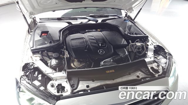 Mercedes-Benz E-Class 2021 — photo 6
