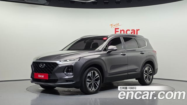 Hyundai Santafe 2019 — photo 1