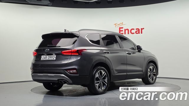 Hyundai Santafe 2019 — photo 2