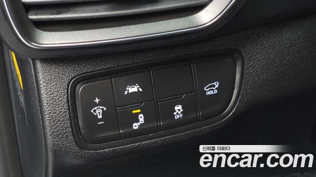 Hyundai Santafe 2019 — photo 16