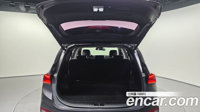 Hyundai Santafe 2019 — photo 20