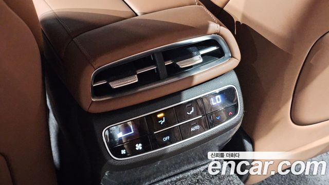 Genesis G80 2024 — photo 32
