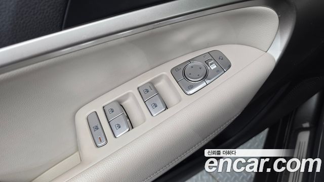 Genesis G70 2023 — photo 19