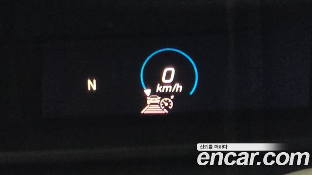 Mercedes-Benz E-Class 2022 — photo 34
