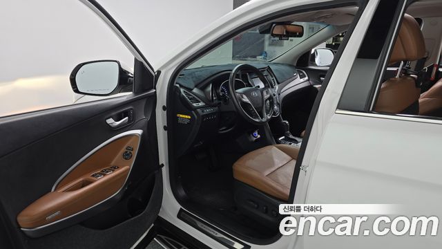Hyundai Santafe 2016 — photo 10