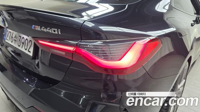 BMW 4-Series 2021 — photo 9