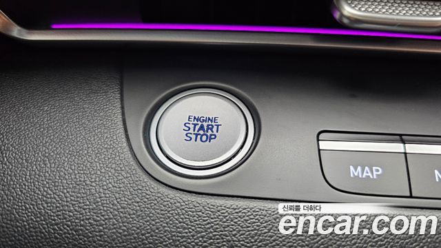 Hyundai AVANTE 2021 — photo 27